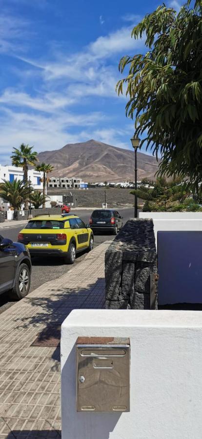 Villa Marina Piscina Climatizada Opcional Y 2 Bicis Gratuitas Playa Blanca Dış mekan fotoğraf